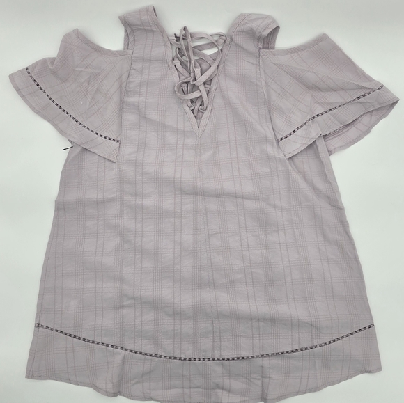 Doe & Rae Flowy Blouse - Picture 3 of 3